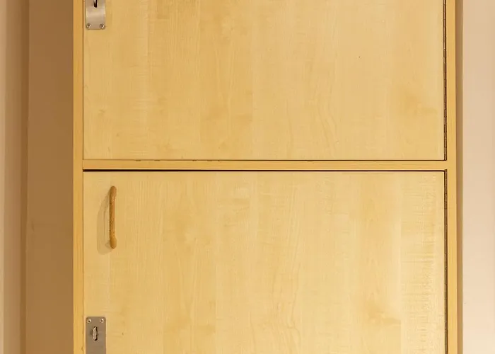 Saint Exupery Хостел