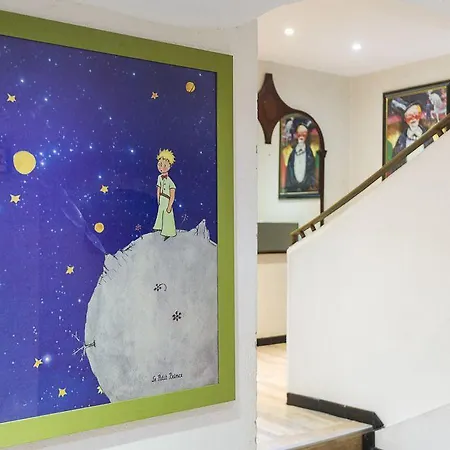 Saint Exupery Hostel *