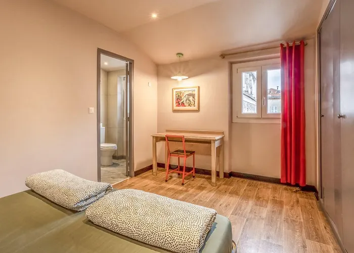 Saint Exupery Hostel *