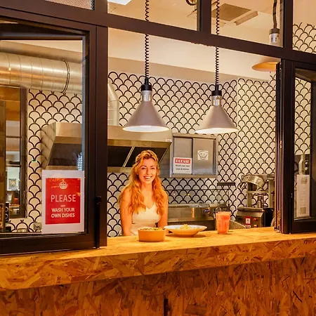 Hostel Saint Exupery