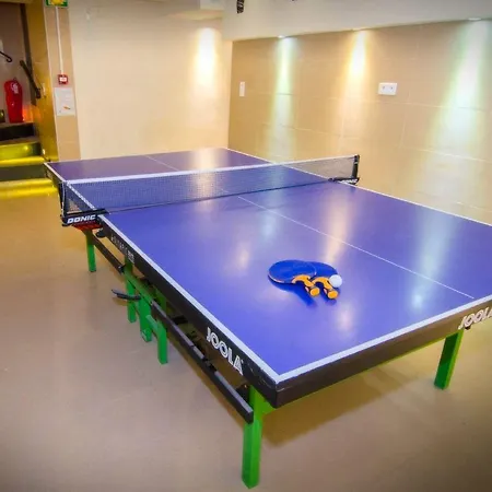 Hostel Saint Exupery Νίκαια