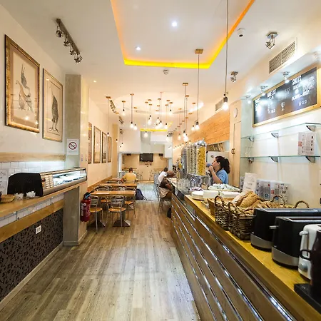 Hostal Saint Exupery Niza