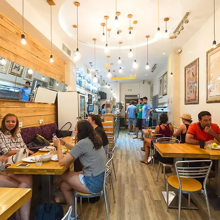 Saint Exupery Hostal