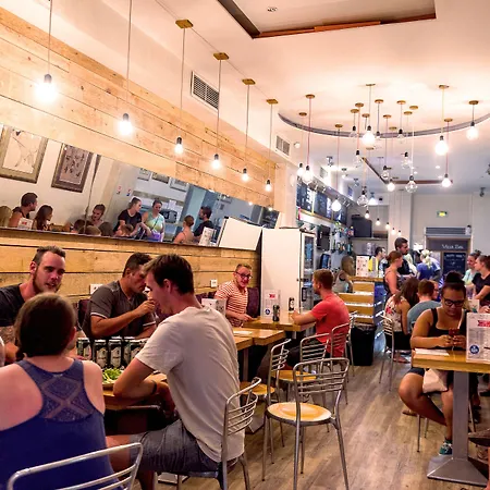 Saint Exupery Hostel Nizza