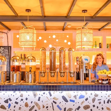 Saint Exupery Hostel Nizza