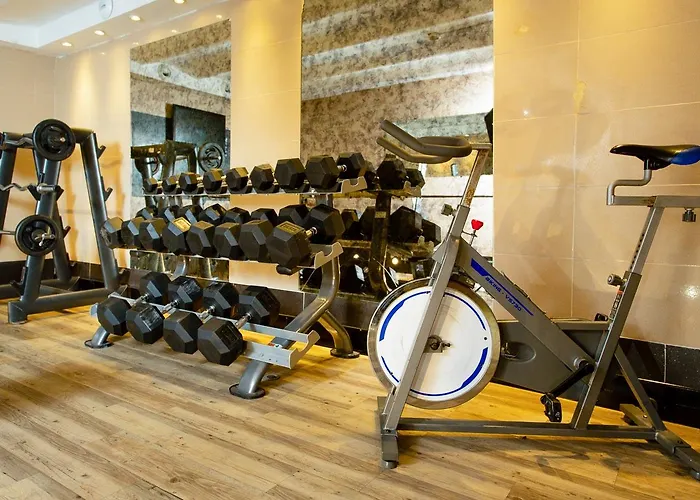 سانت اكزوبري بيتش هوستال بيت شباب