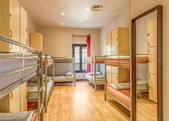 سانت اكزوبري بيتش هوستال