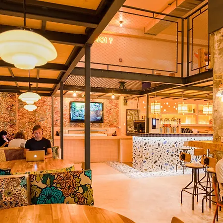 Saint Exupery * Nice