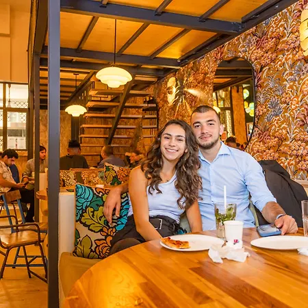 Auberge de jeunesse Saint Exupery Nice