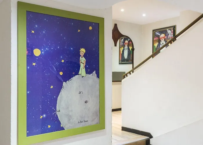 Saint Exupery Hostel *